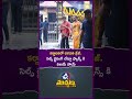 కర్ణాటకలో దళపతి క్రేజ్. సెల్ఫ్ డ్రైవింగ్ చేస్తూ.. #thalapathyvijay #tvk #cmvijay #karnataka #viral