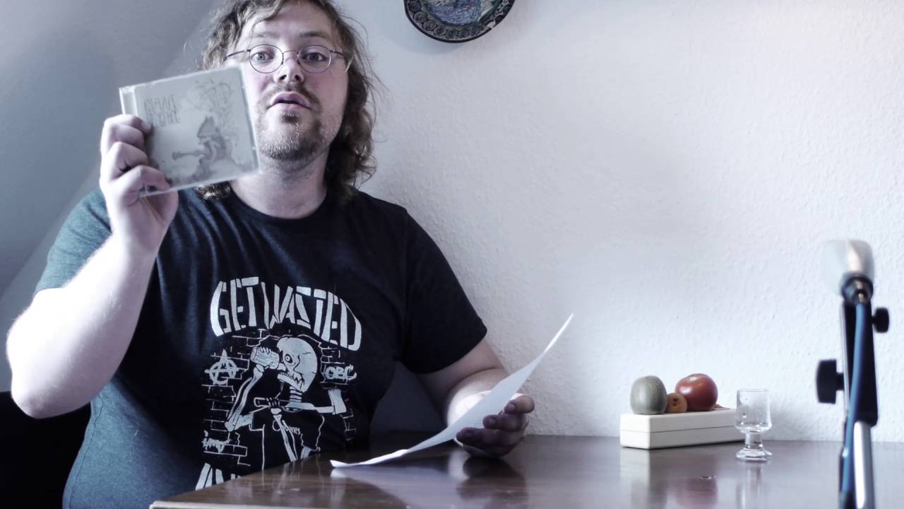 festival of lights TANK MIT FRANK 2016 - Giant Hedgehog Interview