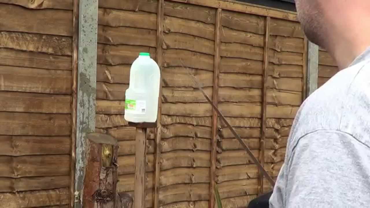 Test cutting bottles with swords - chop vs draw cut