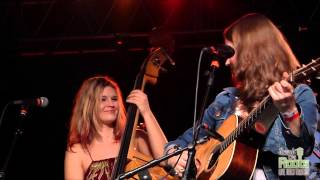 Della Mae "Empire" chords