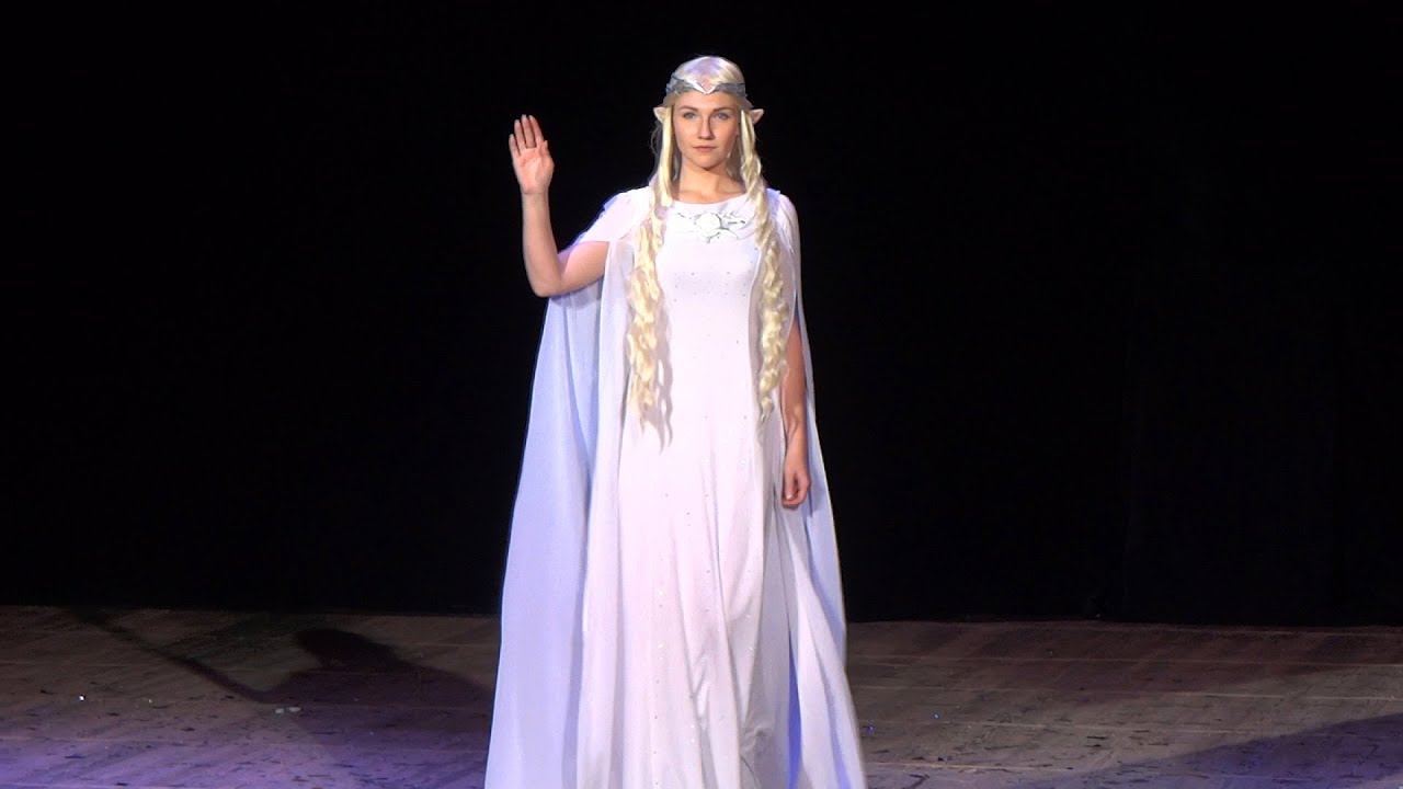 Galadriel - The Hobbit Cosplay Defile at Animania 2014