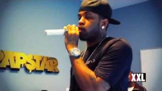 Lloyd Banks & Juelz Santana Play Def Jam Rapstar XXL (thisisbanks.tk)