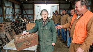 The Auction Laughed at the $35 She Paid for a Rusted Milk Inspector Case — She Read the Route Code
