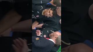 Hɪs ᴇɴᴛʀʏ...