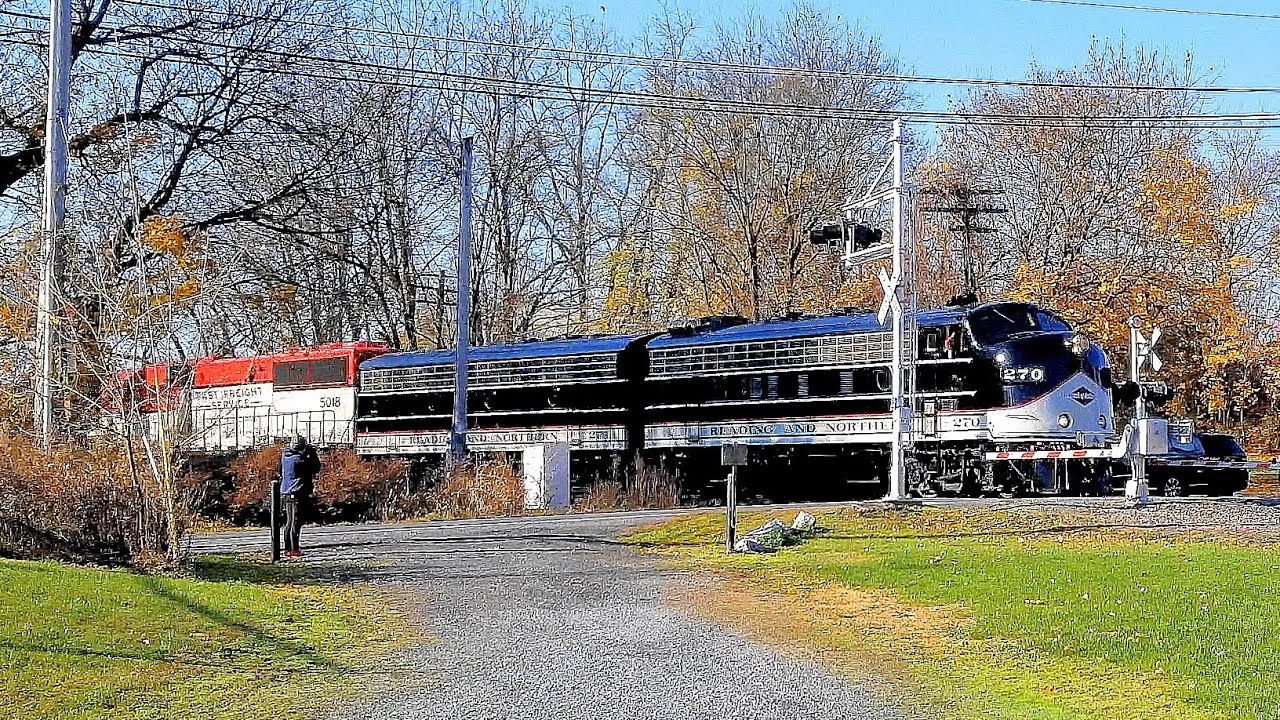 Reading Blue Mountain & Northern Railroad With EMD F-Units - YouTube