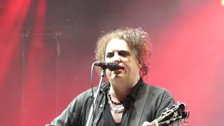 The Cure - Friday i´m In Love - Live - WOW19