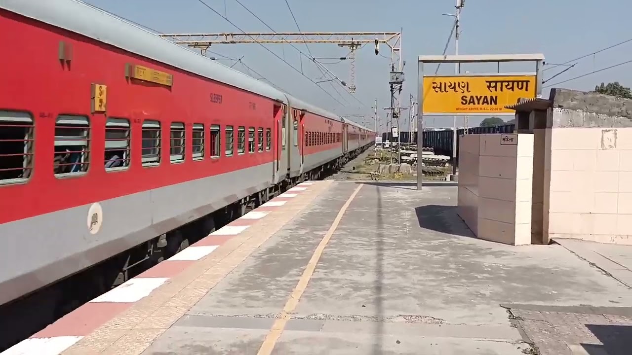 12472 Swaraj Express......🔥