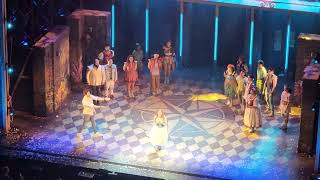 & Juliet Broadway curtain call in Montreal 