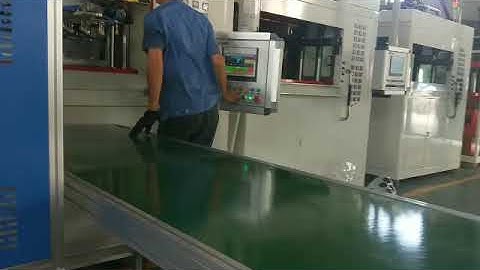 LITAI plastic cup machine with robot stacker
