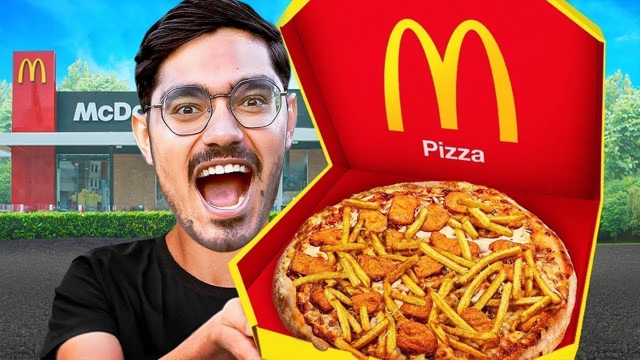 I Ate Biggest Pizza Slice In The World  Pizza Eating Challenge