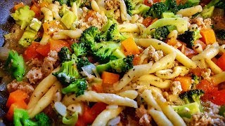 Паста на Сковороде с Овощами и Фаршем. Как просто и вкусно приготовить Макароны в одной посуде. Паста на Сковороде с Овощами и Фаршем. Как просто и вкусно приготовить Макароны в одной посуде.