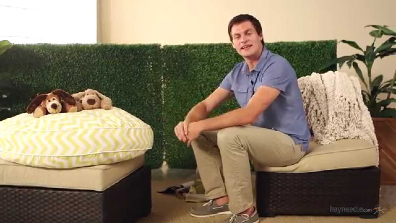 Snoozer Pool and Patio Round Pet Bed - Product Review Video