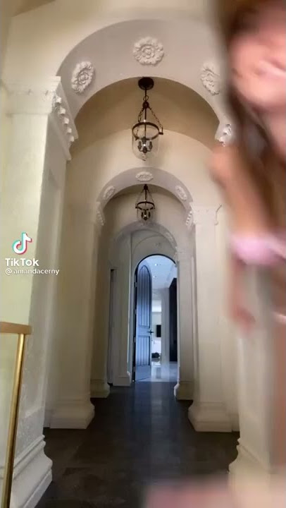 Amanda Cerny tiktok video