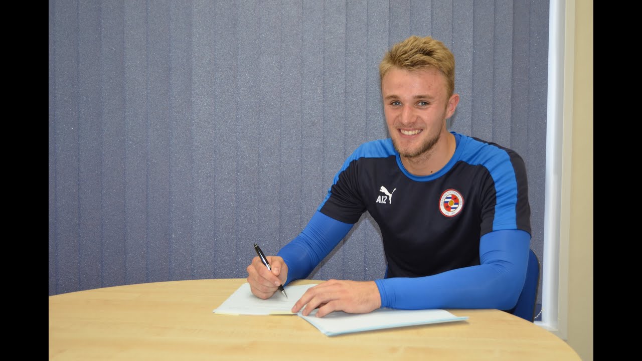 Lewis Ward Lewis Ward on U21s, goalkeepers union and a loan in Iceland - YouTube