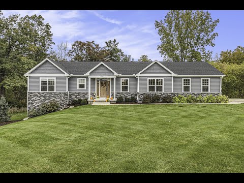 7415 Cross Creek Drive, Laingsburg, MI home video tour