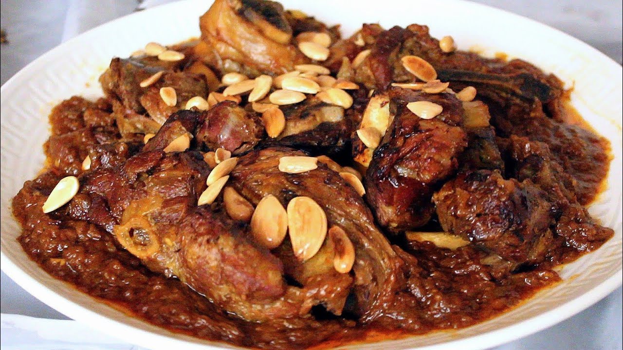 من المطبخ المغربي:المحمر بالدغميرة من اشهر اطباق عيد الاضحى على حقه وطريقه لذيذ جدا.انصح بالتجربة!