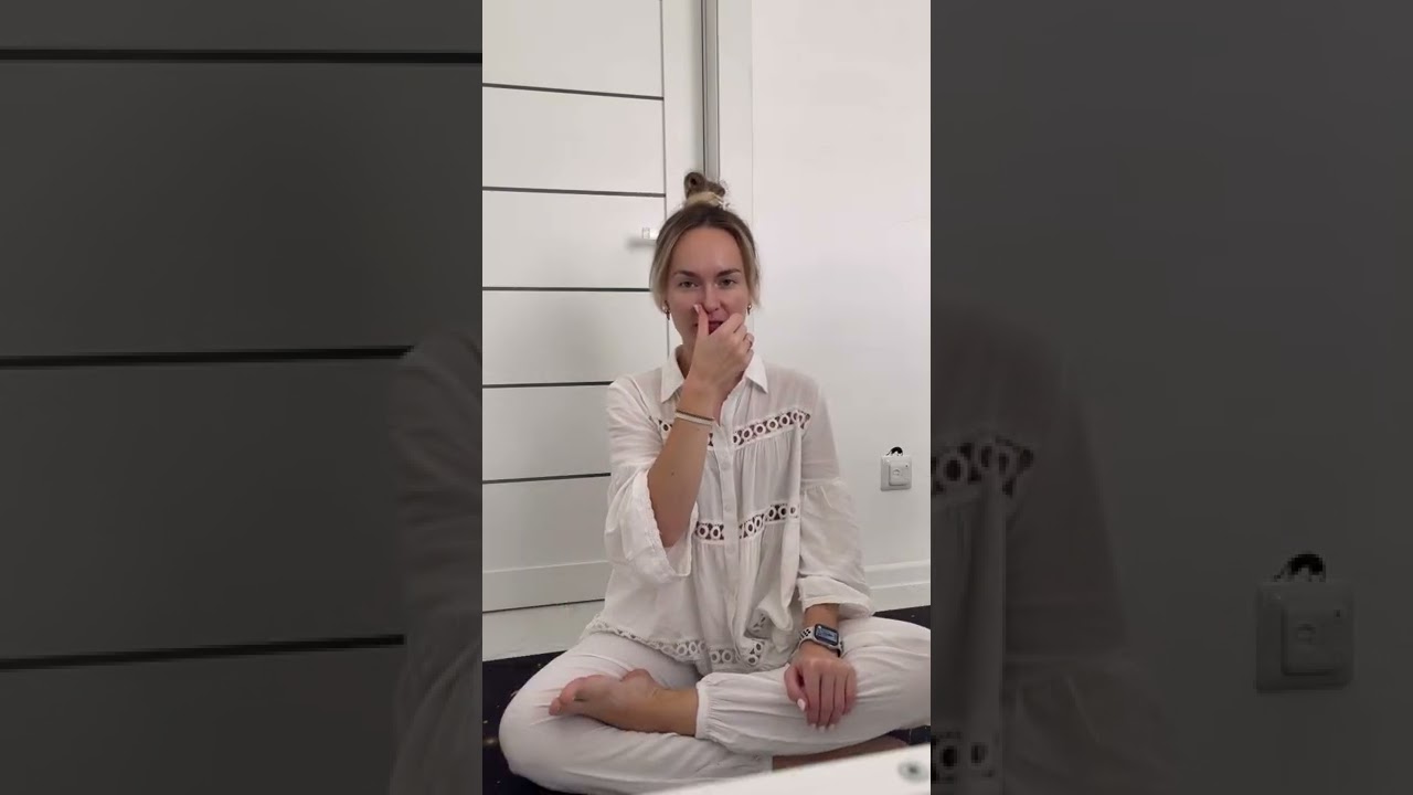 ЧАНДРА БХЕДАНА ПРАНАЯМА. Йога. Успокаивающая практика.