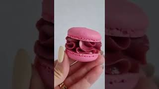 Italian Meringue Macarons filled with @callebautchocolate Ruby Choco Morello Cherry Ganache   topped