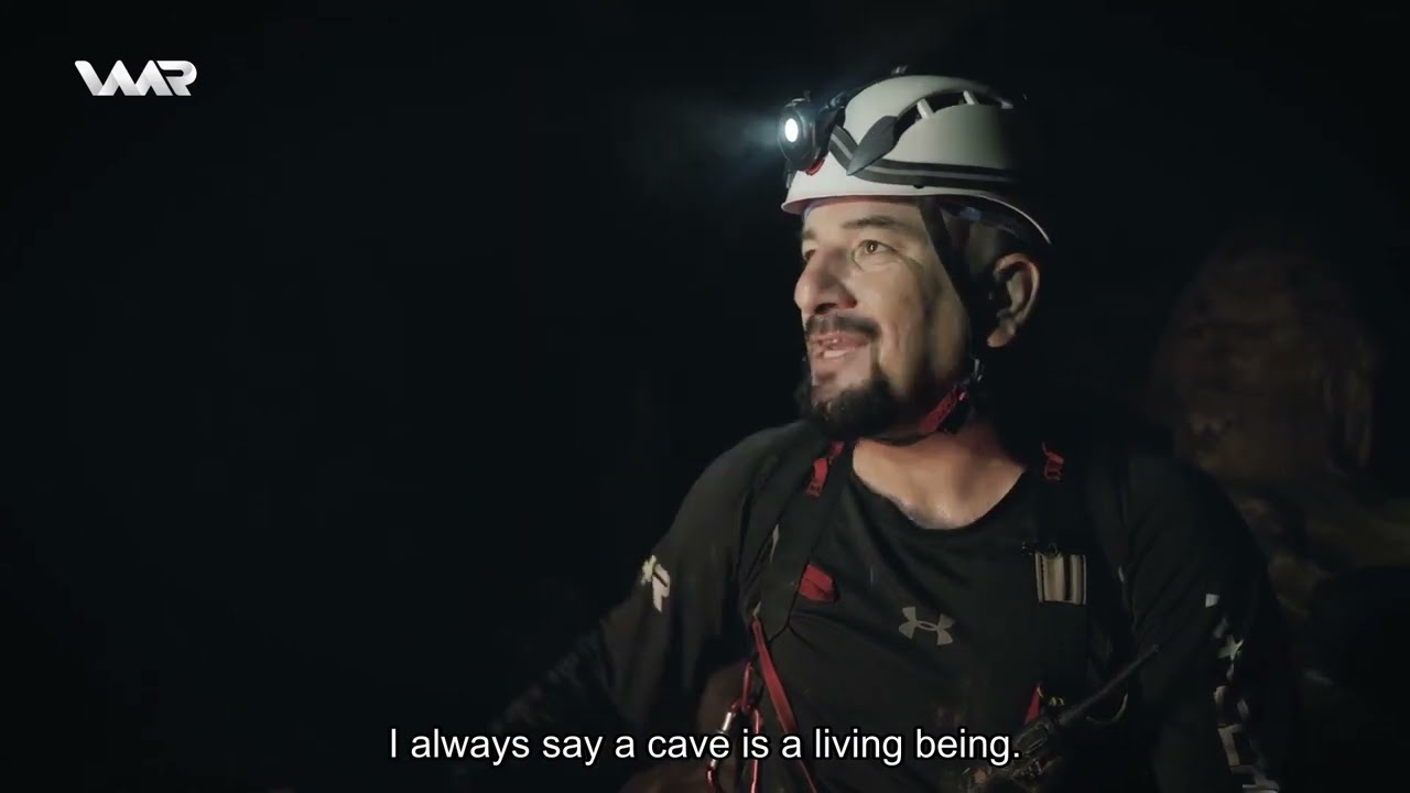 دۆکیۆمێنتاری - کار و چالاکییەکانی دەستەی شاخەوانیی لوتکە.