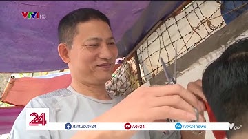 Cắt tóc vỉa hè- món "đặc sản" còn lại từ những năm 80 | VTV24