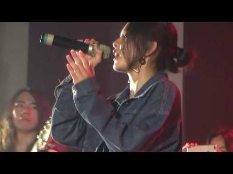 【表演】 八三么&鄭秀文 - 眉飛色舞 cover
