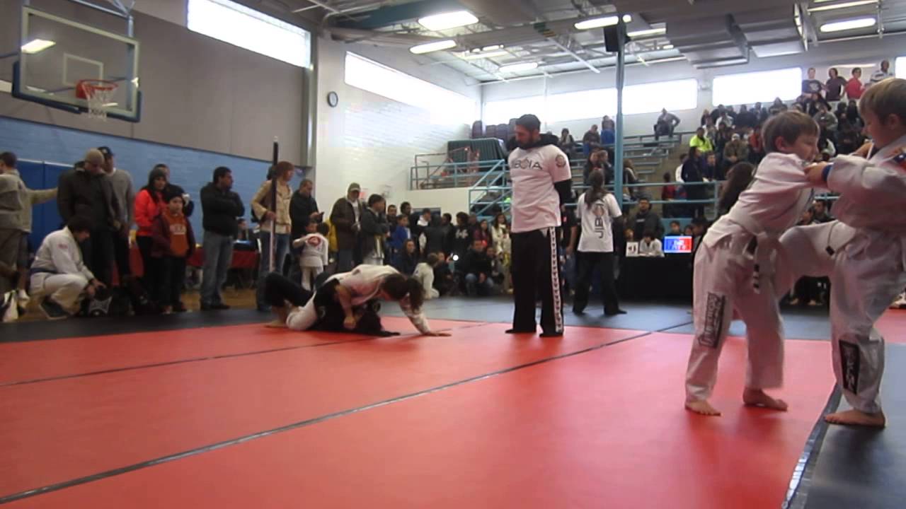 Zoe Jones vs. TBD Paragon - Matshark Jiboia Pro