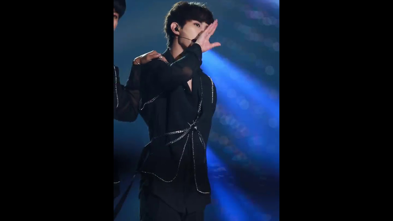 160907 힘찬 함성 홍빈 :: LOVE ME DO