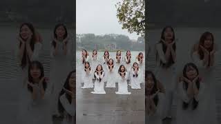 #SHORTS MONO - ‘Em Xinh’ Dance Challenge By B-Wild #tiktokchallenge #tet2024 ep1
