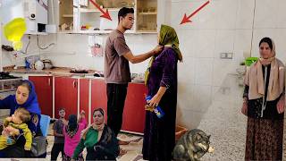 Abbas's quest to convince Aunt Goli to marry Setareh (his daughter)