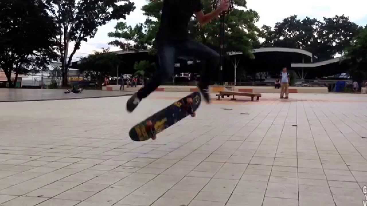 Halfcab flip underflip