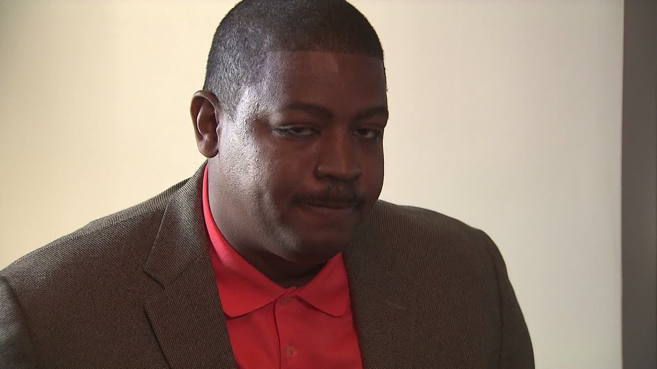 Bruce Rader sits down with Norfolk State's Latrell Scott - YouTube