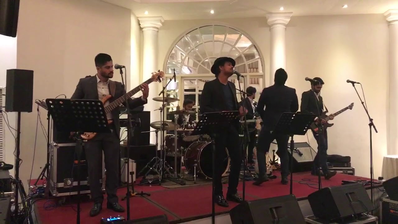 Can’t help falling in love - Performed by Dushyanth Weeraman with Kurumba