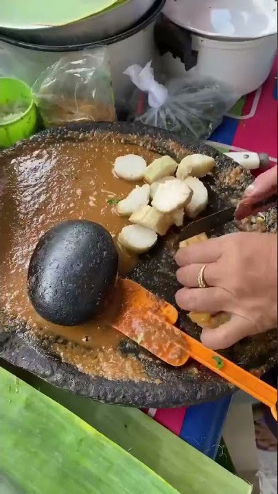 Bikin pecel Uleg… enaknya puoool