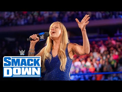 Lilian Garcia honors America with The Star-Spangled Banner: SmackDown Exclusive, Sept. 10, 2021