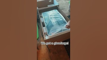 Glowforge Unboxing