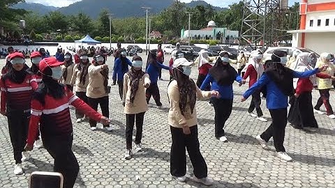 LOMBA BARIS BERBARIS DALAM RANGKA HUT DHARMA WANITA PERSATUAN (DWP) KE-26, DI KAB. TOJO UNA-UNA.