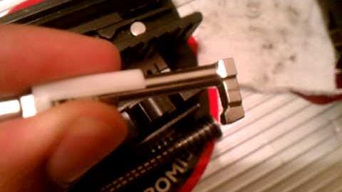 2013 M&P 9 striker/slide question