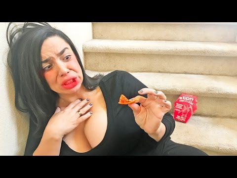 ONE CHIP CHALLENGE !  GONE WRONG ! (Carolina Reaper) WORLDS HOTTEST CHIP !