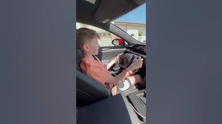 Tesla Model S Plaid First 11 Year Old to Launch it Possibly. Getting Addicted Early. - DayDayNews