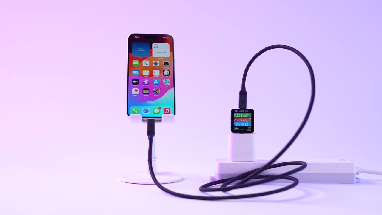 iPone 15 charging with thunderbolt 4 cable