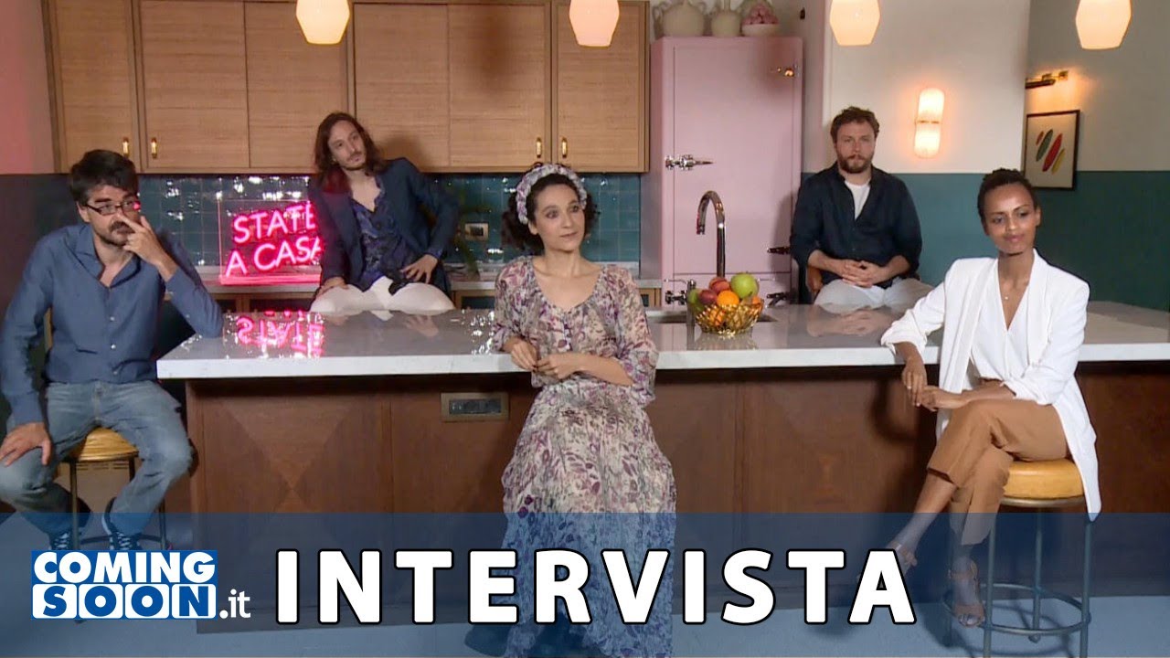 State a casa (2021): Intervista a Roan Johnson e al cast del Film - HD