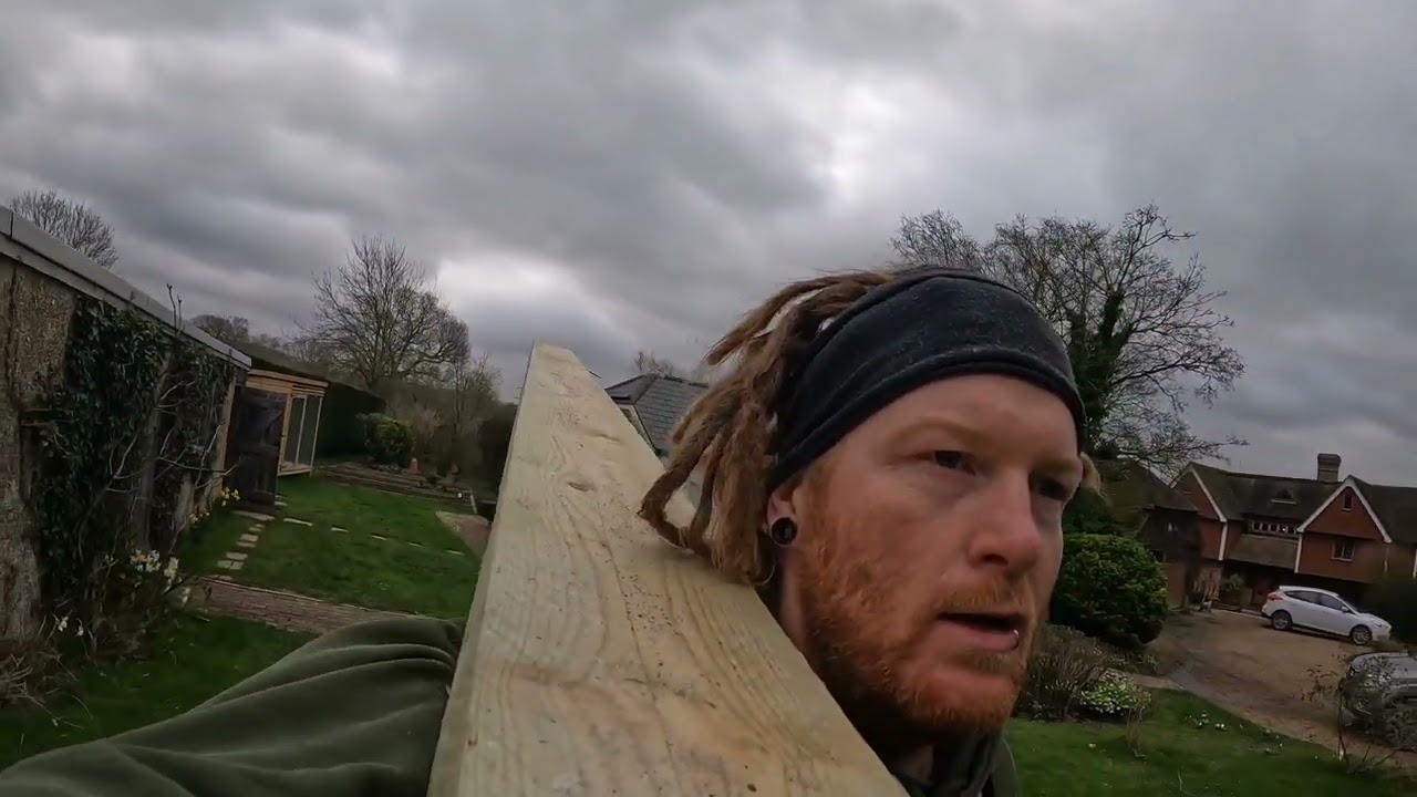 BUILDING AN OPEN FRONT COMPOST BIN.