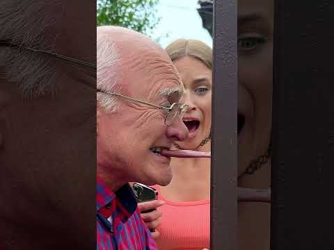 يا إلهي جدي عالق في عمود 123