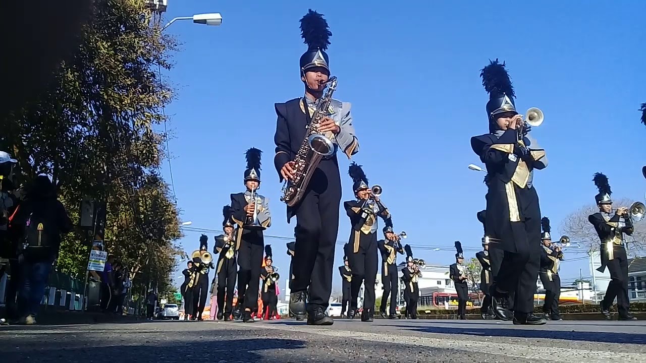 งานกีฬาสีโรงเรียนธาตุนารายณ์วิทยา วงโยธวาทิต(reclip)