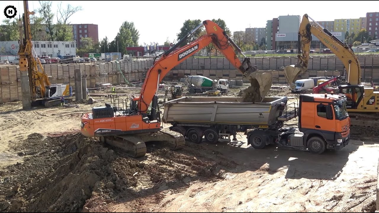 Разработка котлованов и забивка свай - Liebherr, Cat, Doosan, Mercedes и многое другое оборудование