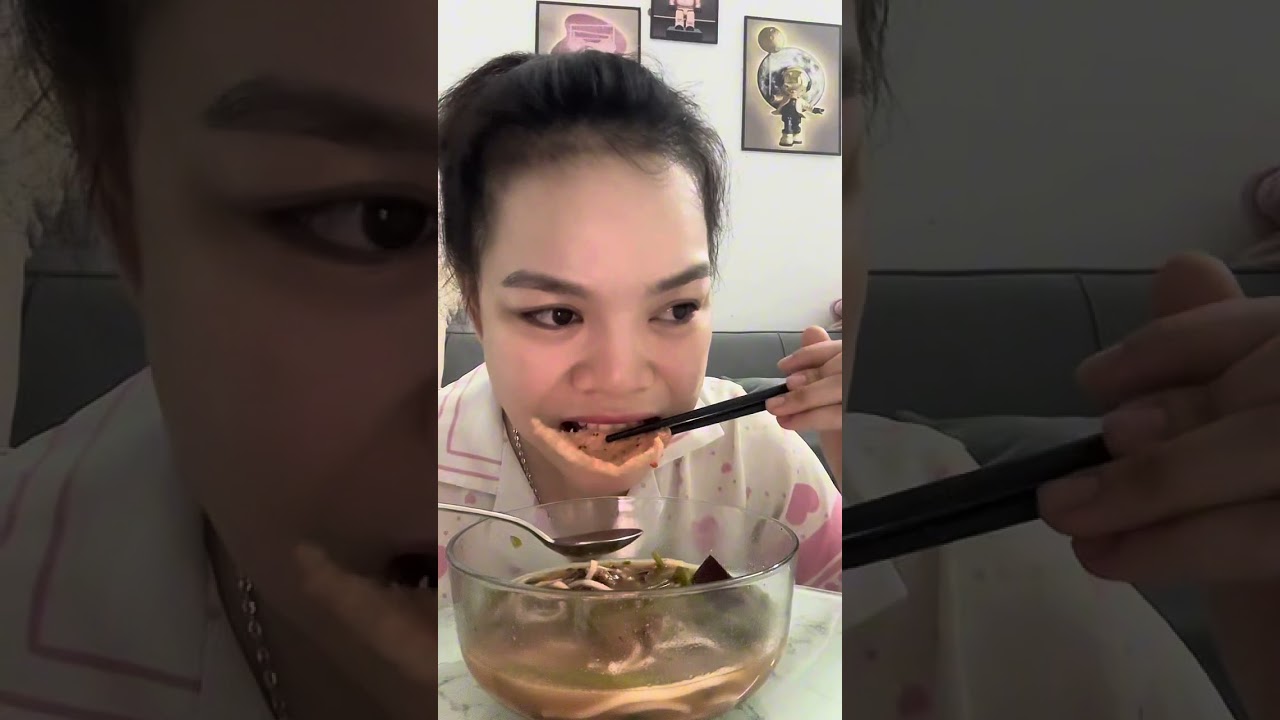 Canh bún no topping#mukbang #food #cônhật 
