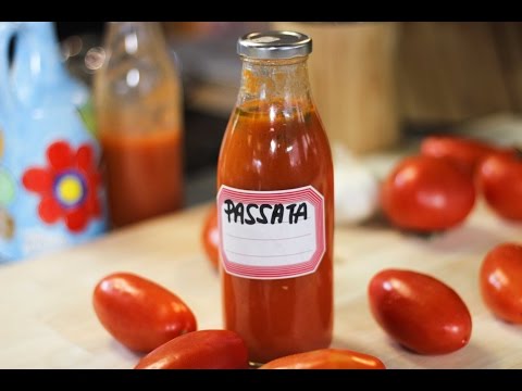 Video: Tomatenpuree Recept Voor De Winter