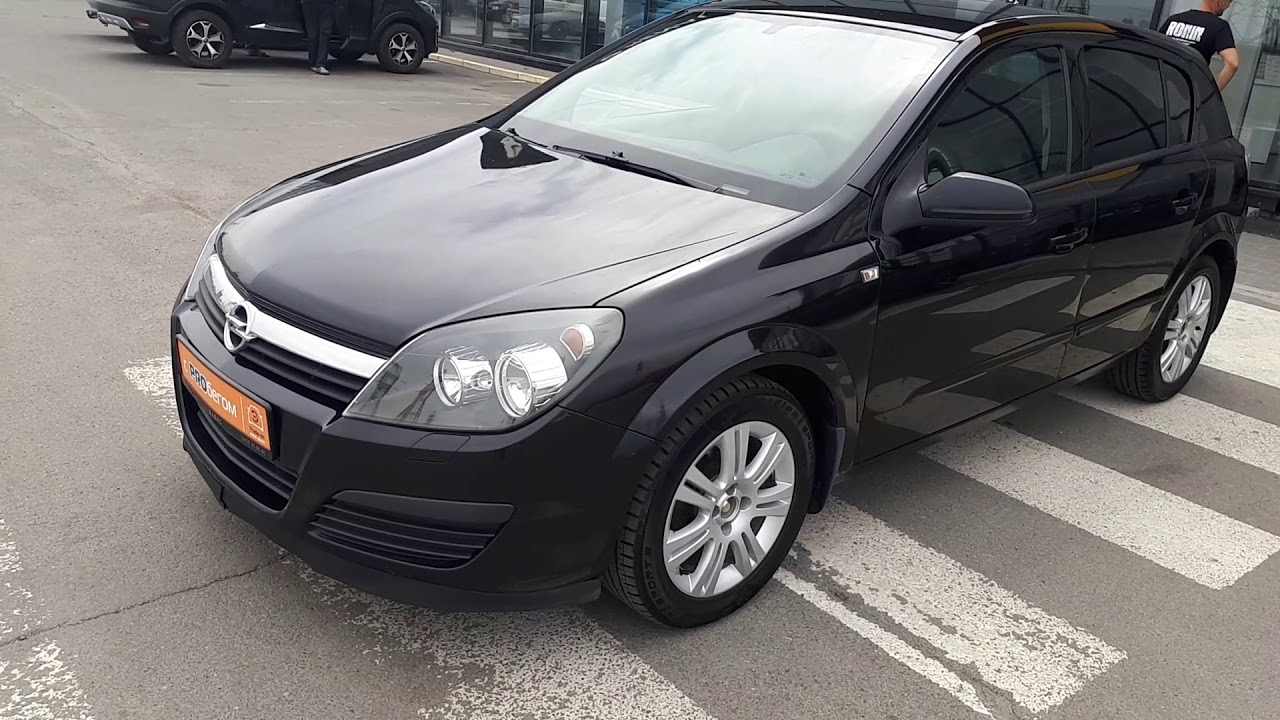 Opel astra черный