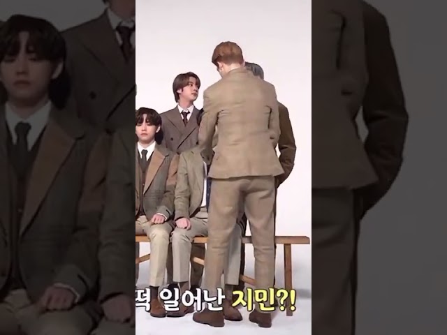 Jimin fixing Yoongi’s tie - YOONMIN MEMORIES 2021 #yoonmin class=