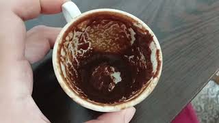 Sizi Izleyen Biri Var Hem Fincanda Hem Tabakta Çıktı Çok Düşünüyor